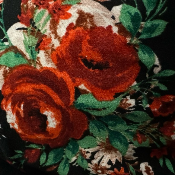 Like new Pioneer Woman sz xxl super soft rose top - Picture 3 of 3